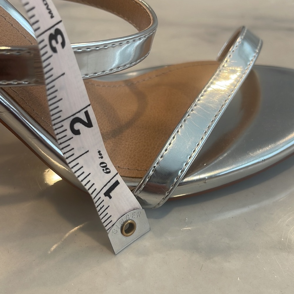 Steve Madden size 8.5 , 4 in heels EUC - Picture 12 of 12